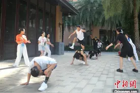 云南民族体育项目发展蓬勃 展文化促“三交”图片