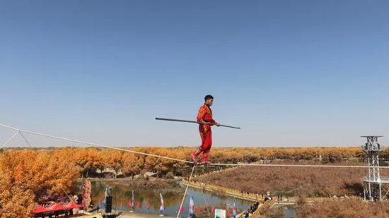 新疆洛浦：超31.5万人次 消费2520万元