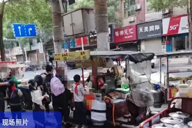 学校周边小吃摊“无人监管”，街道办被告上法庭，多地打响学生“保胃战”图片