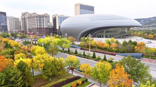 神木滨河新区秋色如画 邂逅诗意生态美景