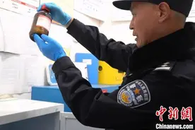 （新春走基层）基层民警“老盛”的第41次春节值守：站好最后一班岗图片