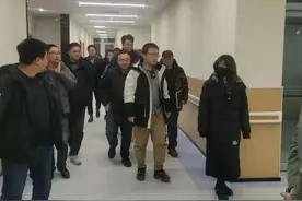 守护跨年夜 攻坚“不掉线”！青岛市建管中心为民为企“服务+”开启新常态图片