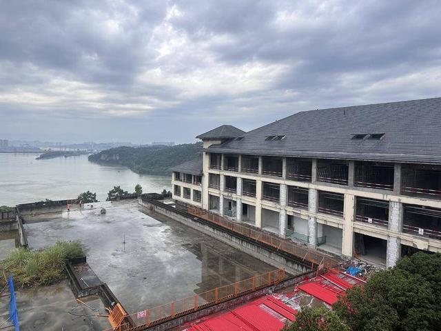 从“看山水”到“住进山水里”——夷陵以住宿业态革新破解“一日游”困局