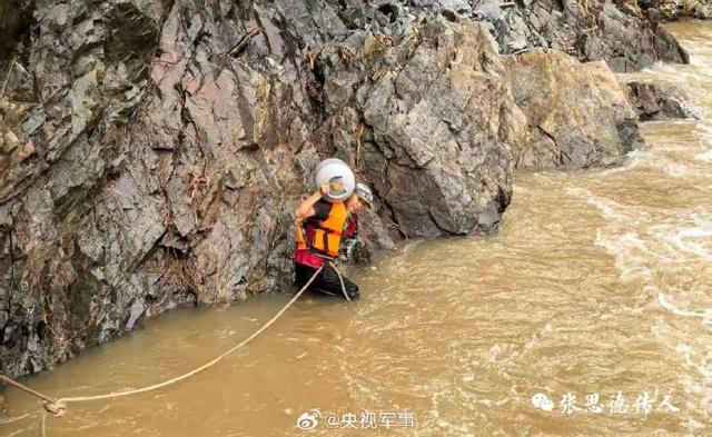 致敬！北京11000多名民兵投入防汛救灾