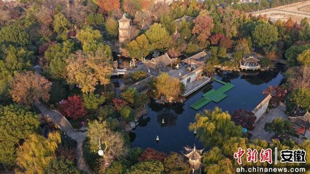 安徽颍上：“皖北豫园”绣画卷