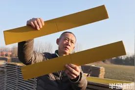 忙年“制香人”图片