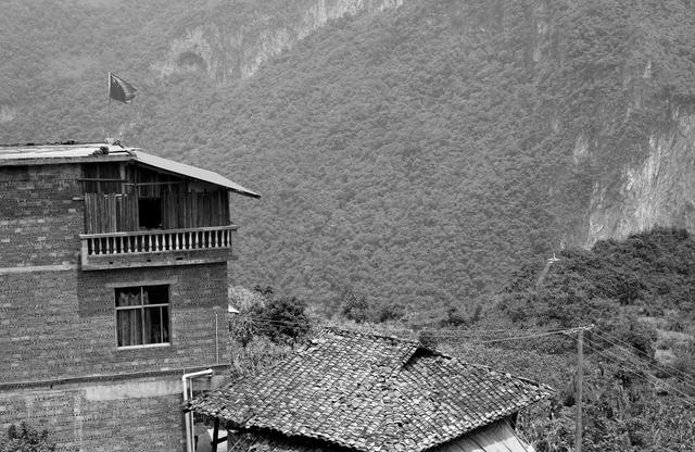 边境上的那一片玉米地