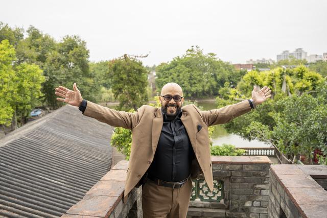 国际举联副主席阿尔哈比到访东莞可园，感受岭南园林风情