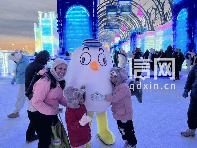 青岛文旅携“鸥啦”赴哈尔滨 跨越山海点燃北国冰雪季