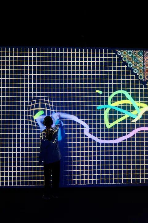 亲子打卡新去处！不用出远门，在呼和浩特就能体验的AI沉浸世界