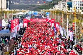 陕国投2025延安新区马拉松赛圆满落幕 三大项目刷新赛会纪录图片