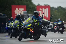 这场特警演练比武，超燃！图片
