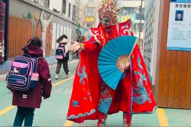 变脸、AI 、哪吒齐聚东风路 ，活力新学期感觉不一般！图片