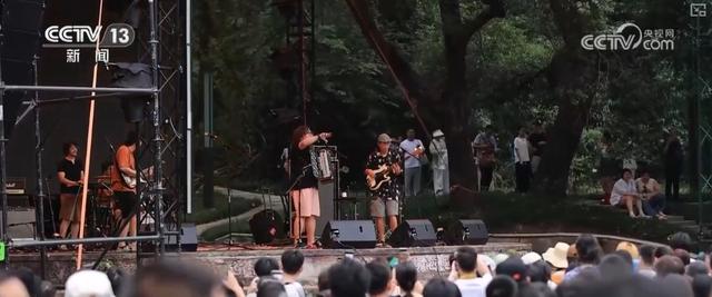 “清爽”文旅燃动暑期“热”经济 “网红”项目激活“逗留型旅游”活力