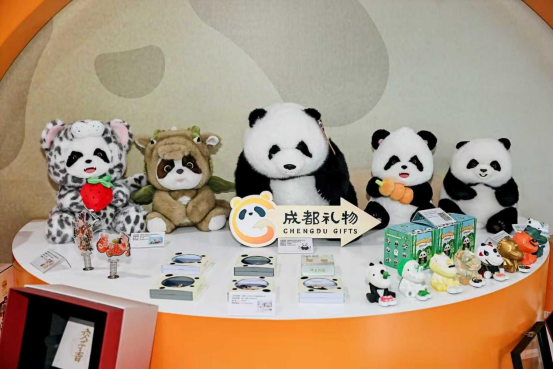 “成都礼物” 多展同步绽放，以文创为桥传递天府文化记忆