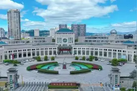 温州一中学年薪200万招名校长，年薪150万招特级教师图片