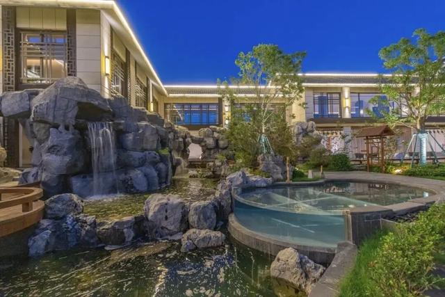 去荆门，撞进秋天怀里！