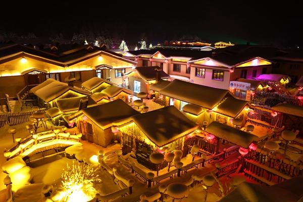 中国雪乡景区开园迎客