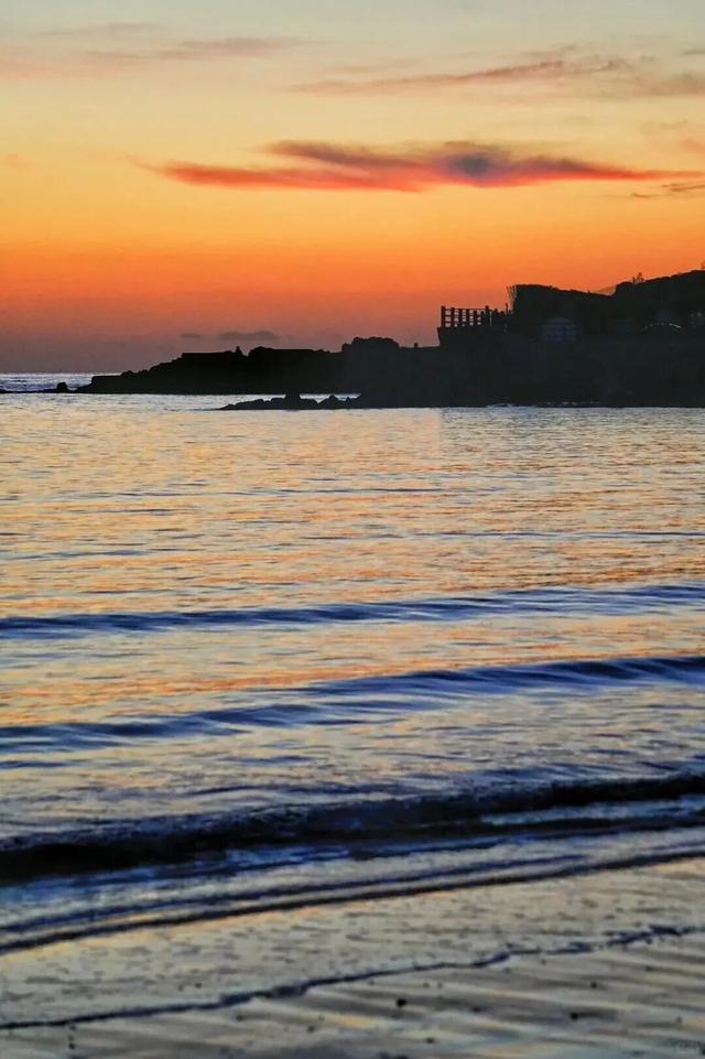 这个冬天，总要来青岛看一场日出吧！