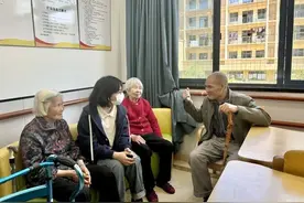 跨代共居！缙云00后年轻人住进养老院图片