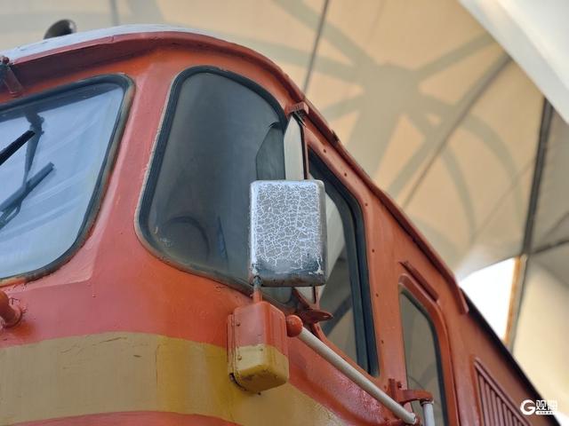 青岛百果山森林公园东方红火车：盛夏的复古列车