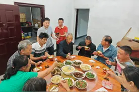 安置点也有家的温暖图片