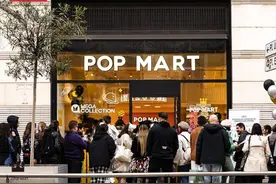 泡泡玛特首家西班牙快闪店正式开业 欧洲消费者展现惊人购买力图片