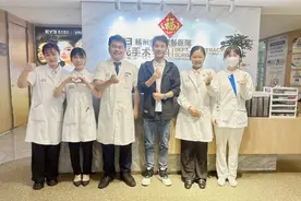 弃体从医的福建男护士，却遭遇用眼困难，护士节前终下定决心这样做图片