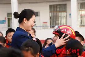 组图 | 薛城双语实验小学举办消防安全宣教活动图片