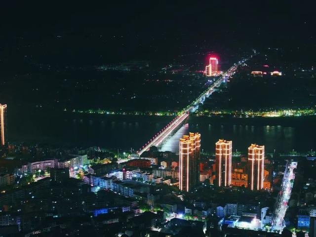 在松滋，谁说夏天不能赶“海”