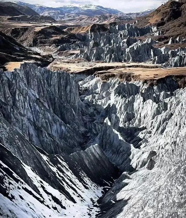 穿越川西，一条路线看尽最美秋色！
