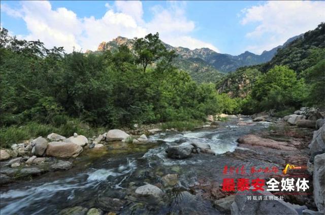 青绿泰山 清凉一夏丨夏天的正确打开方式！泰山彩石溪承包你的清凉自由