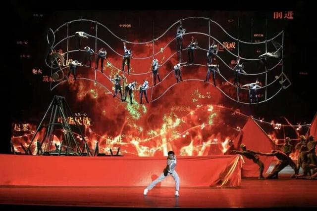 超130场活动 迎220万游客……2025华侨城旅游狂欢节里的云南答卷