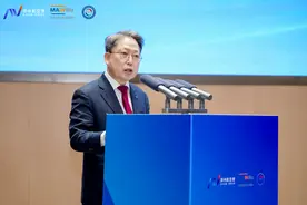 Global Talk丨韩国企业为何青睐郑州航空港？——访韩国经营革新中小企业协会会长金明晋图片