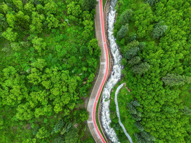 【四川交通】当“路”遇上“景”，阿坝州用“交通”重新定义“旅行”