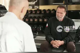 施瓦辛格：美国总统应该更年轻，“奇怪的是，现在的竞选者都是七八十岁的人”图片