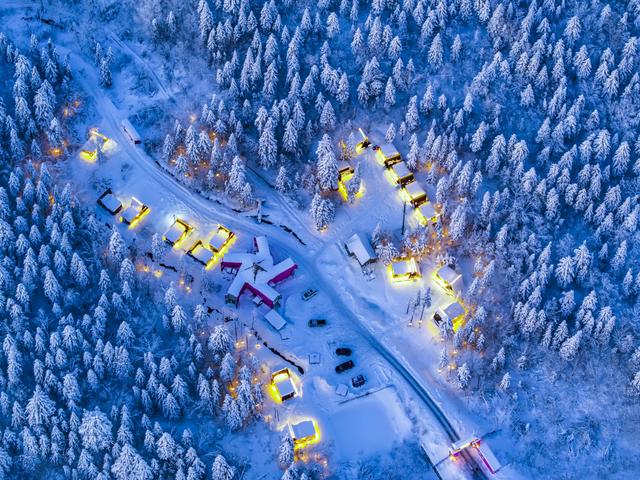 冬游吉林“快旅慢游”：高铁让长白山不再孤远，沿线城市结盟推出新玩法