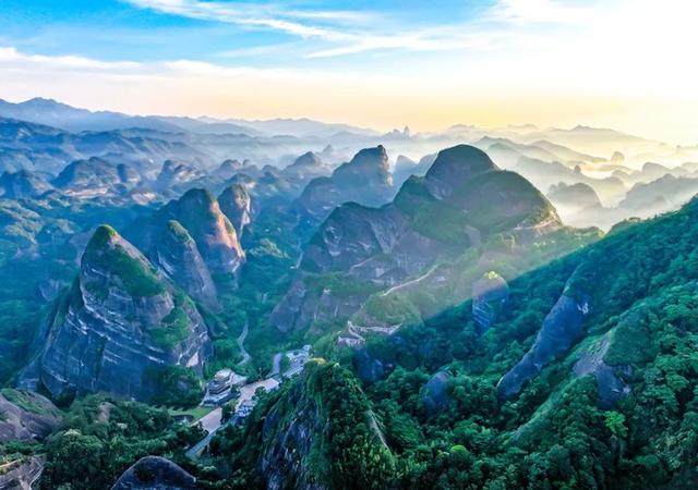 桂林艺术节专属旅游线路，带你嗨玩桂林！