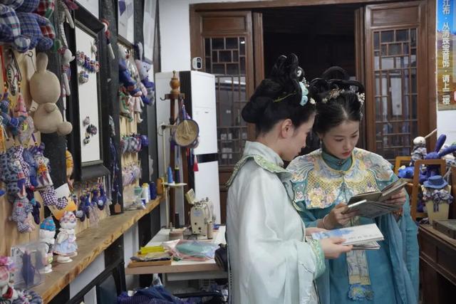 游上海松江 寻上海之根 | 国庆节首日，1.5万人涌入仓城……