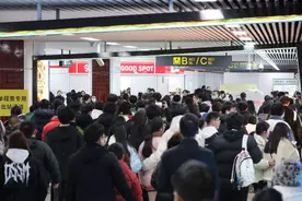 刷新纪录！合肥轨道线网“跨年夜”总客运量首次突破300万大关图片