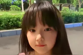 “先天健身圣体”小女孩去学游泳了，傅园慧称天赋顶级图片