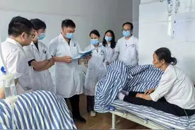 思南：医务人员“沉下去”医疗服务“提起来”图片
