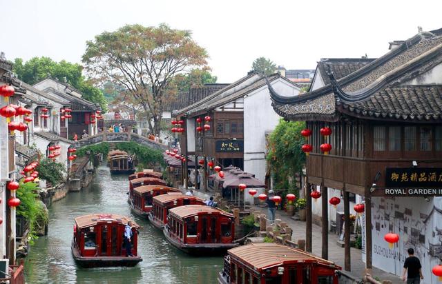 江苏苏州：山塘古街 秋意渐浓