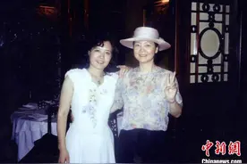 海外侨胞怀念邓丽君：她用歌声“治愈”游子心图片