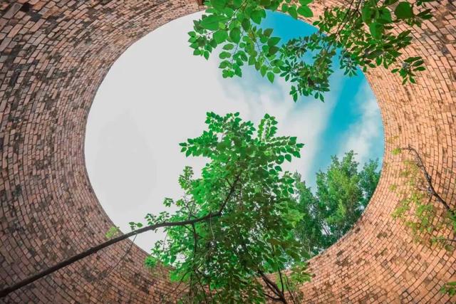 老油库逆袭成工业风乐园，快来打卡南宁这个复古滤镜+工业风拉满的宝藏地