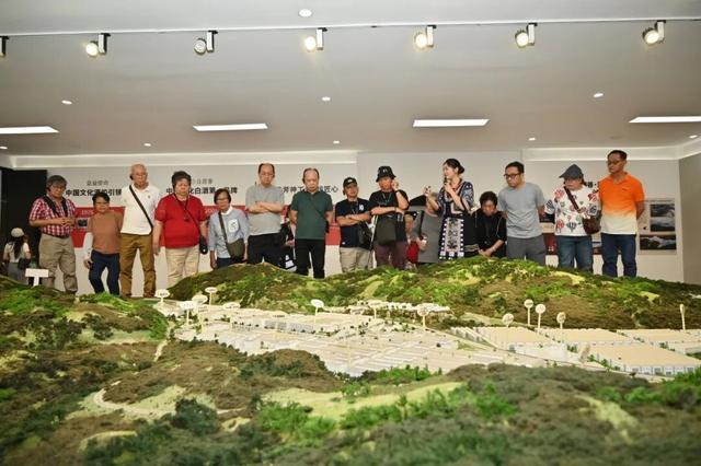 新加坡ASA中欧航旅首批百人团探访酒鬼酒，共促“酒旅融合”国际化