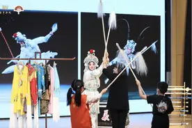 这个“百宝箱”再升级！一起用“盲盒”形式开启戏剧大门图片