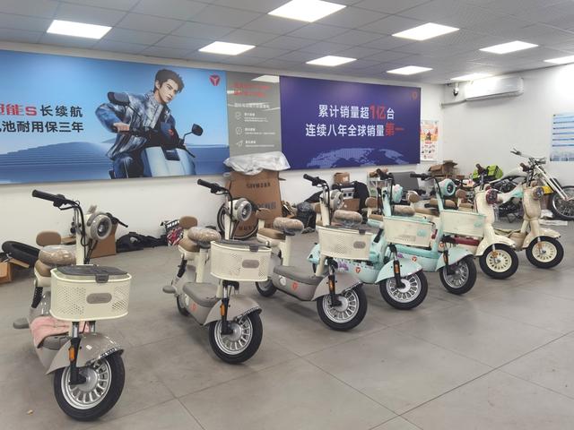 “小电驴	”新国标落地首周，和网传的很不一样