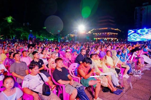 “浪漫七夕·仙来保亭”全民潮歌会浪漫上演！以歌为媒，绘就保亭文旅融合新画卷