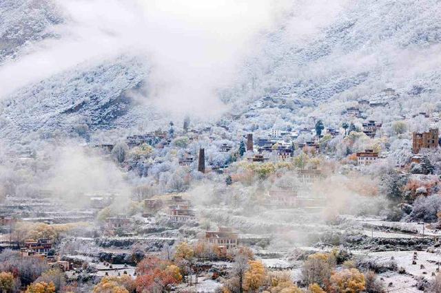 四川甘孜州基卡依村：从青藏高原走向世界